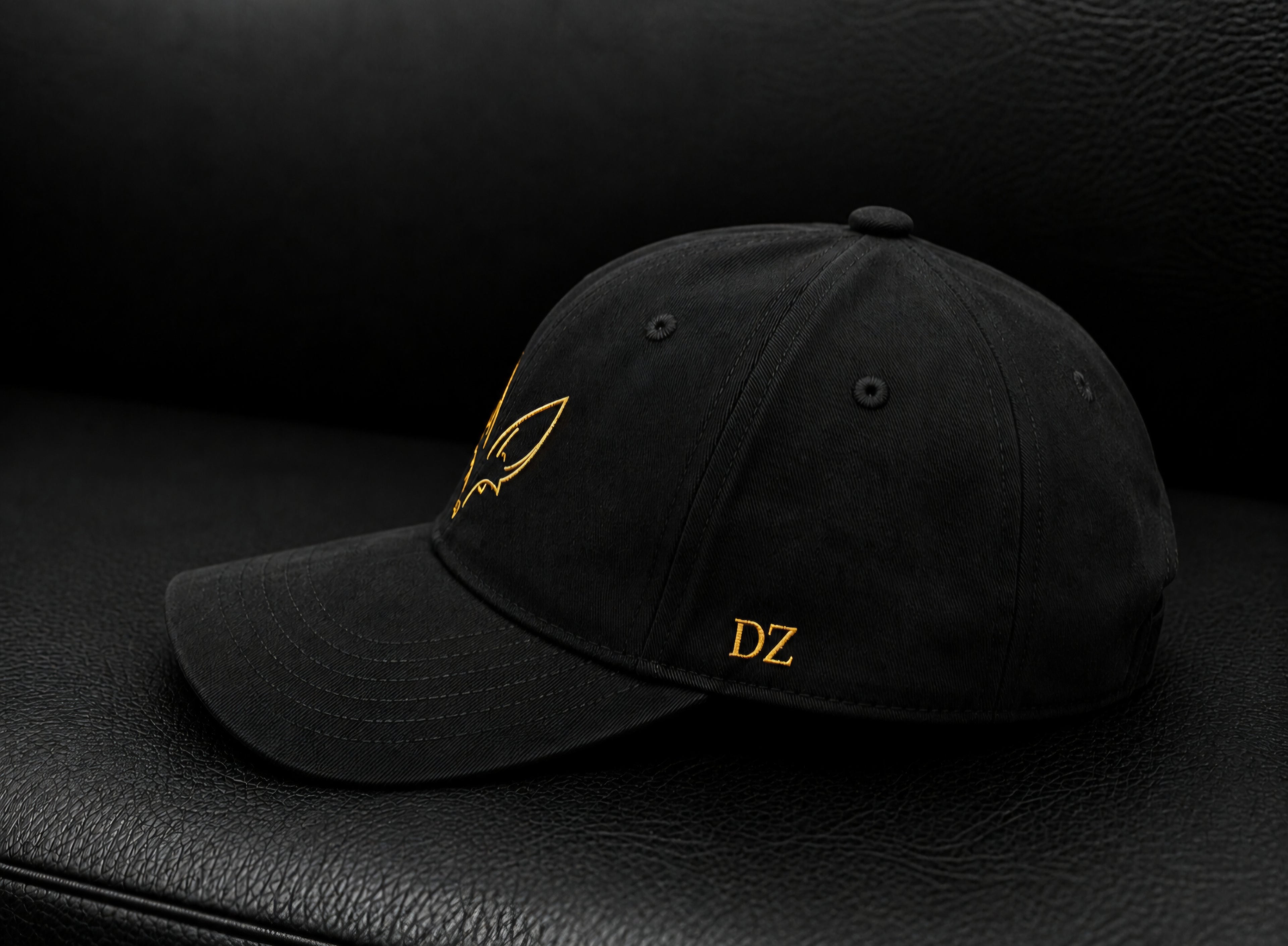 DZ MIRAGE – Casquette Premium Noire & Dorée